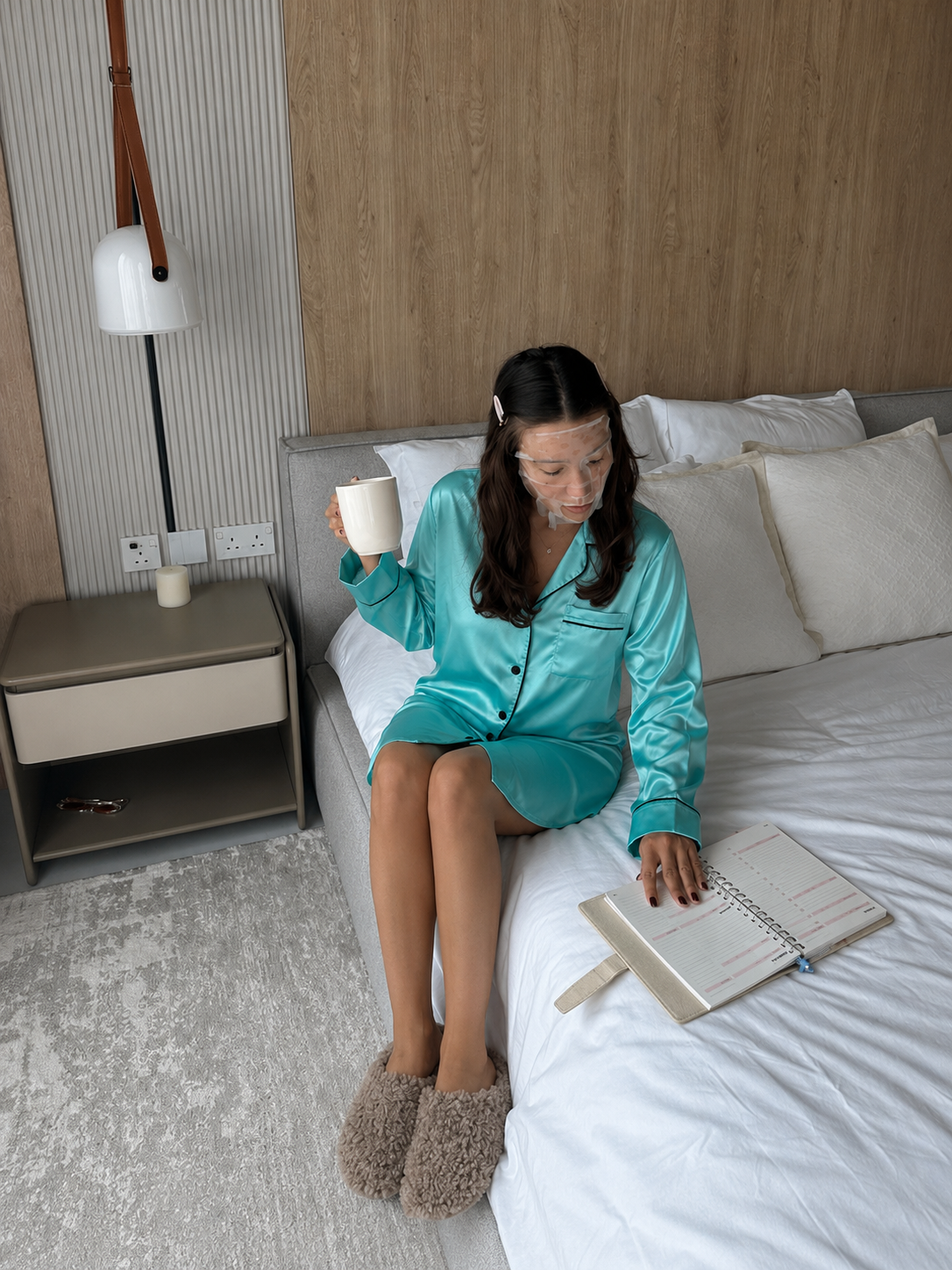 CLASSIC SATIN SLEEP SHIRT